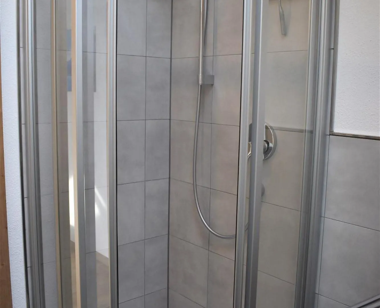 Apartment Ferienwohnungen Rosenheim - Pang Germany
